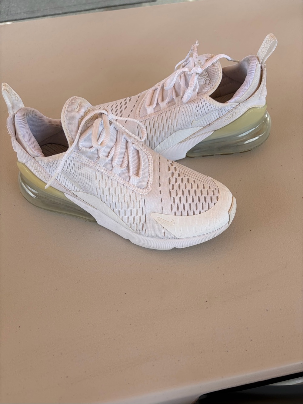 Nike Air 270, Size 7Y